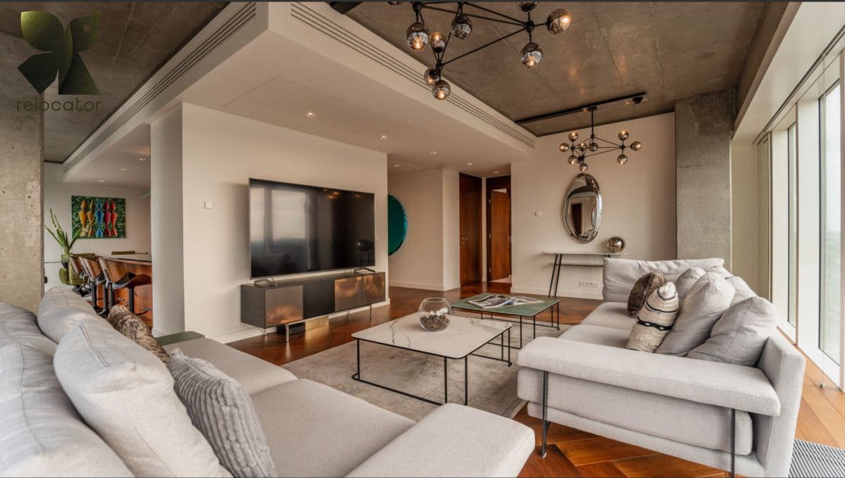 APARTAMENT, KTÓRY ROBI WRAŻENIE | ZŁOTA 44